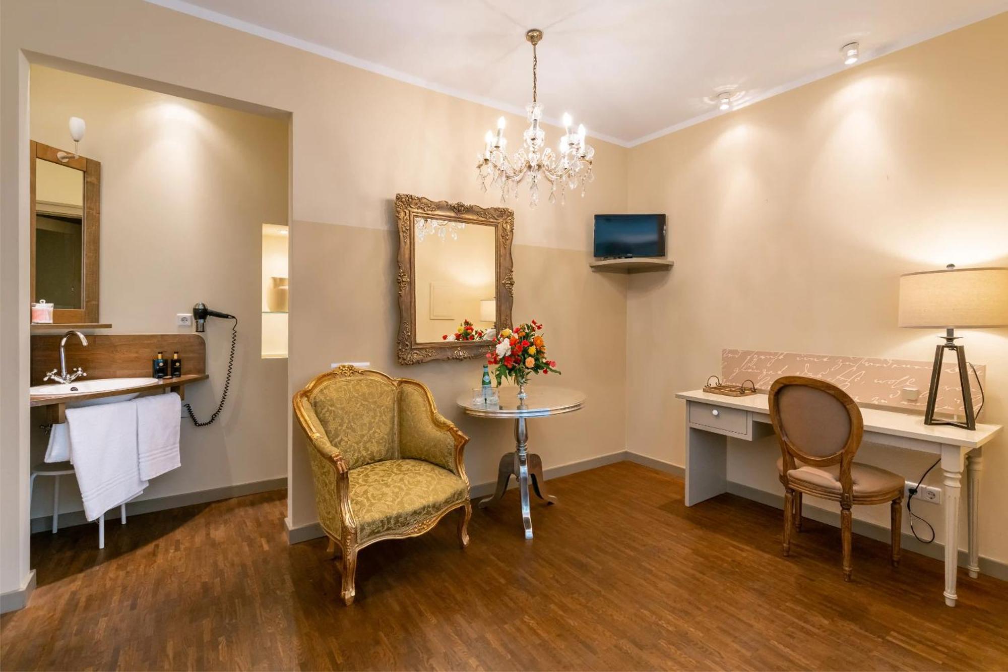Friedrich Von Schiller Hotel Битигхайм-Бисинген Стая снимка